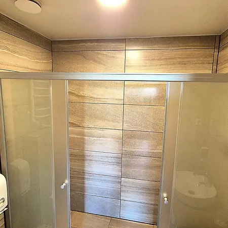 Atostogu Bustas Su Jacuzzi * Klaipėda