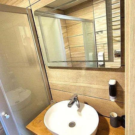 Atostogu Bustas Su Jacuzzi