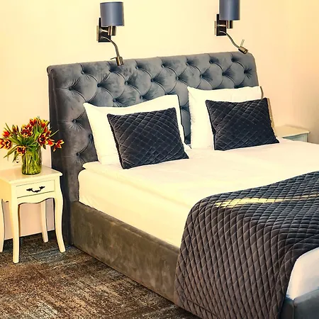 アパート Atostogu Bustas Su Jacuzzi クライペダ